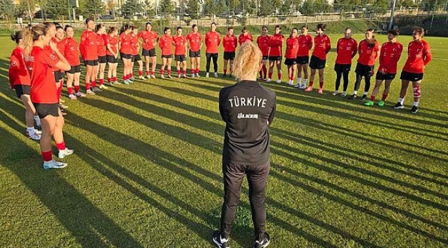 U19 Kadın Milli Takımı Erzurum'da kampa girdi