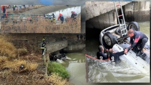 Üniversite kaydına gelen aile, otomobille su kanalına düştü 
