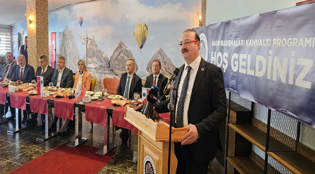 AÜ Rektörü Prof. Dr. Hacımüftüoğlu:"Toplumsal meselelerde daha fazla duyarlılık göstereceğiz"