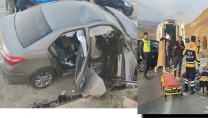 Aşkale'de trafik kazası: 2 ölü, 3 yaralı...