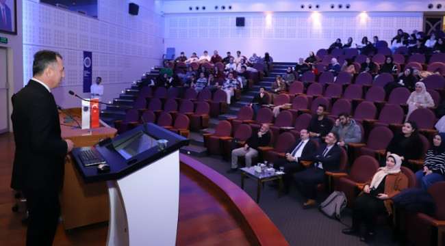 Atatürk Üniversitesi'nde Nanoteknoloji konferansı