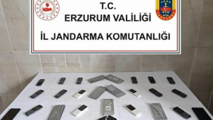 Erzurum'da kaçak telefon ve taklit tişört operasyonu