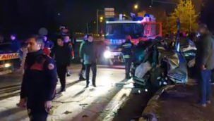 Freni tutmayan kamyonet araçları biçti