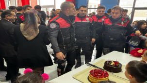 Kavga ihbarıyla polislere sürpriz yaptılar