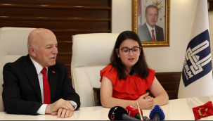 Koltuğa oturdu, İsrail mallarına boykota çağırdı