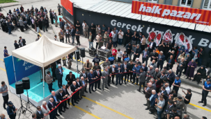 Prof. Dr. İhsan Süreyya Sırma Bilgi Evi ve Halk Pazarı Yıldızkent-1 hizmete açıldı