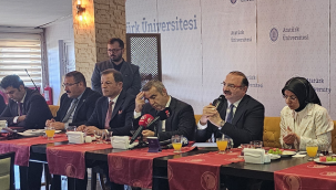  Rektör Hacımüftüoğlu, Atatürk Üniversitesi'nin son dönem çalışmaları ve projelerini değerlendirdi