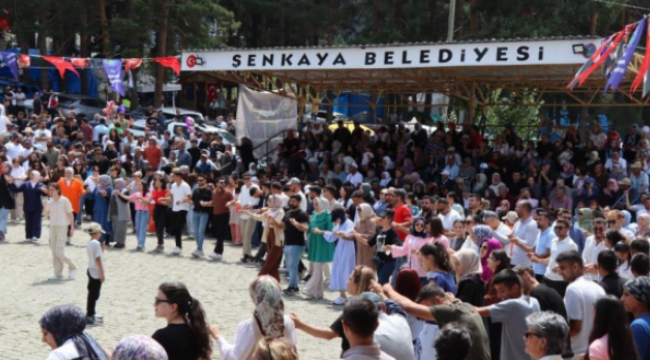 Şenkaya bal festivalinde coştular