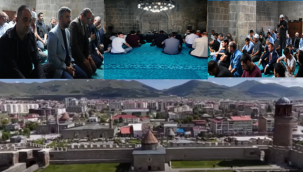 Erzurum'un ilk mescidinde cuma namazı...