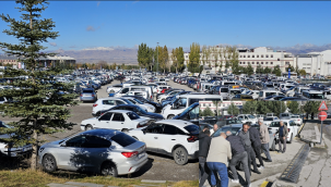 Atatürk Üniversitesi Hastanesi'nde otopark sorunu