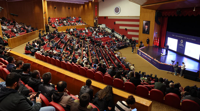 Atatürk Üniversitesi'nde Yeni Akademik Yıl Töreni