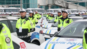 Erzurum'a 74 araç...