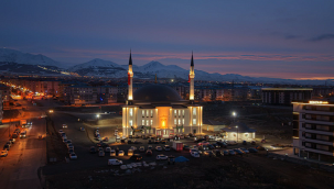 Yıldız Kardeşler Cami ibadete açıldı