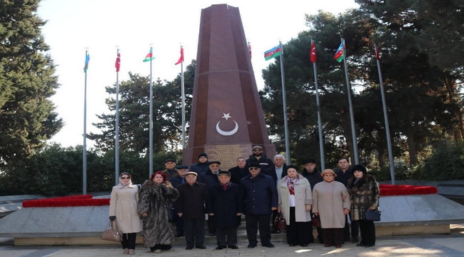 Bakü, Türk kahramanları unutmuyor..