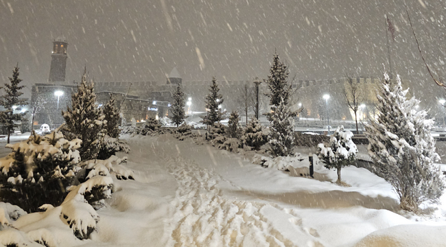 Erzurum'da okullar bir gün daha tatil 