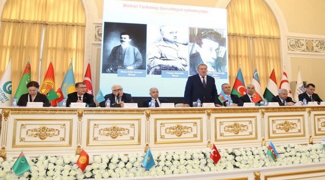 Türk Dünyanın önde gelen bilim insanları Bakü'de buluştu...