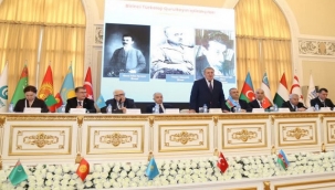 Türk Dünyanın önde gelen bilim insanları Bakü'de buluştu...