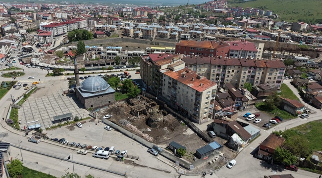 AHİ TOMAN BABA KÜMBETİ RESTORE EDİLİYOR