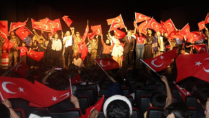 "15 Temmuz Destanı" sahnede
