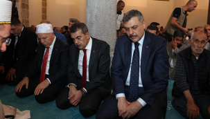 Erzurum'un Ayasofyası'nda Cuma Namazı