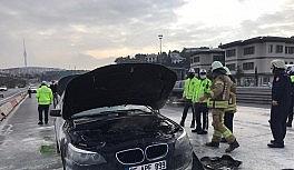 15 Temmuz Şehitler Köprüsünde lüks otomobil alevlere teslim oldu