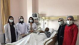 60 yaşındaki korona hastası 155 gün sonra yoğun bakımdan çıktı