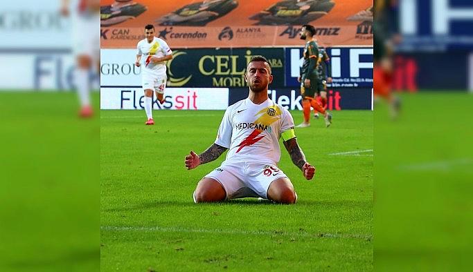 Adem Büyük atıyor, Yeni Malatyaspor çıkışını sürdürüyor