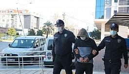 Alanya'da akü hırsızı yakalandı