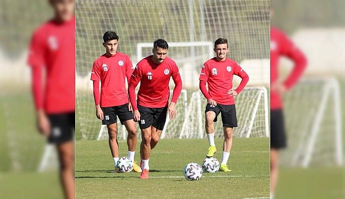 Antalyaspor ile Atakaş Hatayspor 13. randevuda