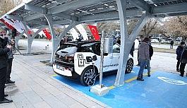 Bakan Dönmez: "İnşallah yerli otomobilimizi yollarımızda görmeye başladığımızda yerli şarj ünitelerimiz olacak"