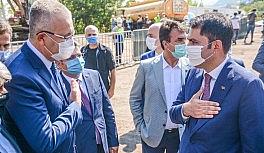 Bakanlıktan Karacabey Belediyesi'ne çöp kamyonu ve konteynır desteği