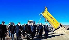 Başkan Gürkan, yeni açılacak 30 metrelik yolda incelemelerde bulundu