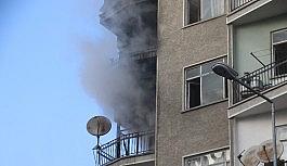 Başkent'te 9 katlı binada yangın