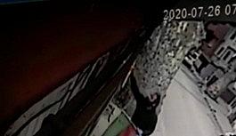 Beykoz'da Azerbaycan ve Türk bayraklarına çirkin saldırı kamerada