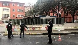 Beylikdüzü'nde okul önünde silahla yaralama