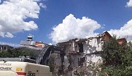 Bingöl'de 126 kaçak yapı yıkıldı, 130 bin TL ceza kesildi