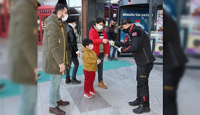 Bingöl'de "En İyi Narkotik Polisi Anne" projesi