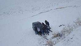 Bingöl'de kar yağışı kazalara neden oldu