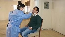 Bitlis Belediyesi personelleri korona virüs testi yaptırdı