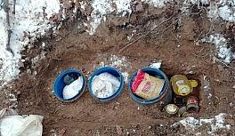 Bitlis'te 3 sığınak ve yaşam malzemeleri ele geçirildi