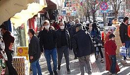 Bu manzaraları en çok korona sevdi, vatandaş yılın son gününde sokaklara akın etti