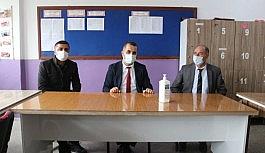 Bulanık Milli Eğitim Müdürü Tunçel, okulları gezdi