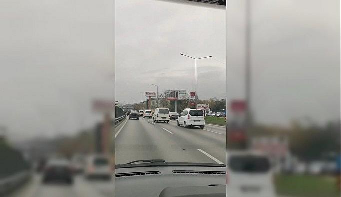 Bursa'da makas atan iki sürücü cezasız kalmadı