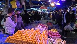 Bursa'nın çarşı ve pazarlarında 80 saatlik kısıtlama öncesi yoğunluk