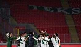 Bursaspor, Göztepe maçı sonrası PFDK'ya sevk edildi