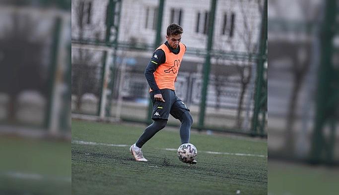 Bursaspor sentetik çimde çalıştı