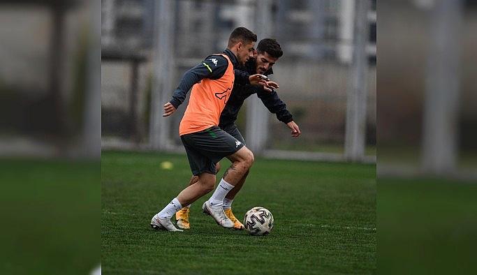 Bursaspor'da İstanbulspor maçı hazırlıkları sürüyor