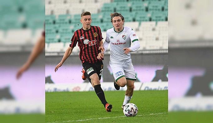 Bursasporlu futbolcular değerine değer kattı - Burak Kapacak ve Ali Akman, TFF 1.Lig'in en değerli isimleri oldu