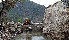 Büyükşehir, Çitdibi ve Yarbaş Çandır yolunu onardı