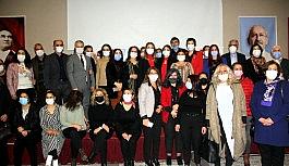 CHP'ye katılan 107 kadın üyeye rozetleri takıldı